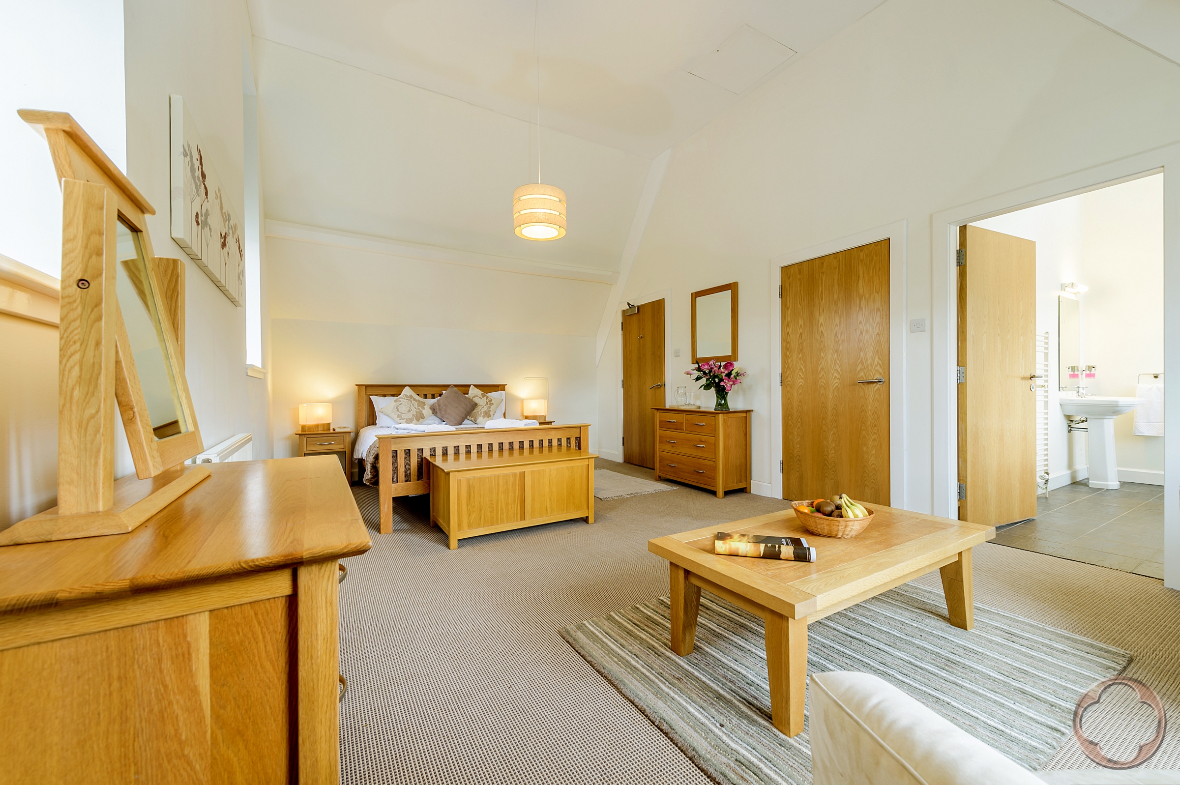 STAY IN THIS WONDERFUL LIGHT FILLED SPACE